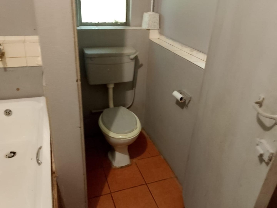 Commercial Property for Sale in Hartbeesfontein North West